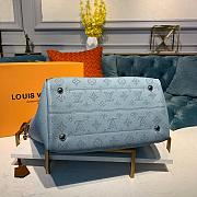 Louis Vuitton Lu Hina Medium Handbag Light Blue Size 46 x 29.5 x 17 cm - 6