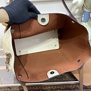 Louis Vuitton Lu Hina Medium Handbag White Brown Size 46 x 29.5 x 17 cm - 6