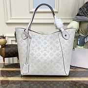 Louis Vuitton Lu Hina Medium Handbag White Pink Size 46 x 29.5 x 17 cm - 1