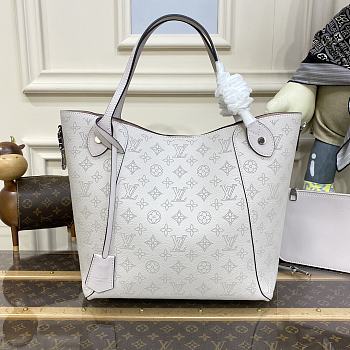Louis Vuitton Lu Hina Medium Handbag White Pink Size 46 x 29.5 x 17 cm