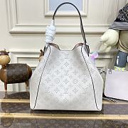 Louis Vuitton Lu Hina Medium Handbag White Pink Size 46 x 29.5 x 17 cm - 3