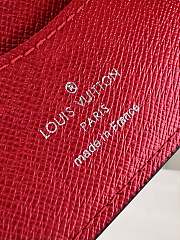 Louis Vuitton LV Supreme Red Short Wallet Size 11.5 × 9 × 1.5 cm - 6