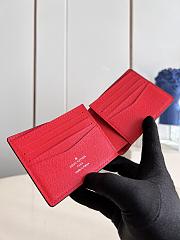 Louis Vuitton LV Supreme Red Short Wallet Size 11.5 × 9 × 1.5 cm - 3