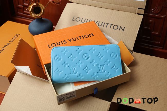 Louis Vuitton LV Zip Wallet Blue Size 19.5 x 10.5 x 2.5 cm - 1