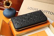 Louis Vuitton LV Zip Wallet Black Size 19.5 x 10.5 x 2.5 cm - 6