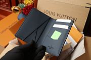 Louis Vuitton LV Pocket Wallet Size 8 x 11 x 1 cm - 6