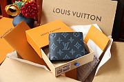 Louis Vuitton LV Multiple Wallet Size 11.5 x 9 x 1.5 cm - 1