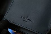 Louis Vuitton LV Zippy Vertical Wallet Size 10 x 20 x 2 cm - 5