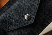 Louis Vuitton LV Recto Verso Card Holder Size 13 x 9.5 x 2.5 cm - 4