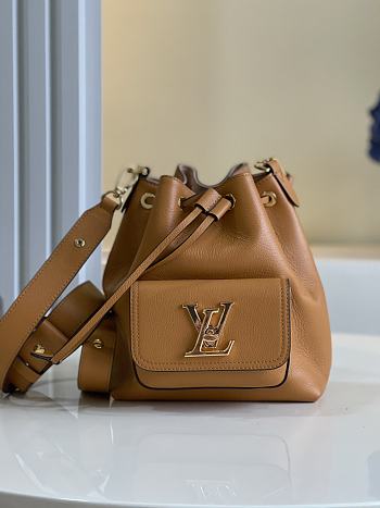 Louis Vuitton LV Lockme Bucket Brown Size 23 x 23 x 16 cm