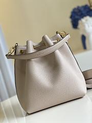 Louis Vuitton LV Lockme Bucket Gray Size 23 x 23 x 16 cm - 6