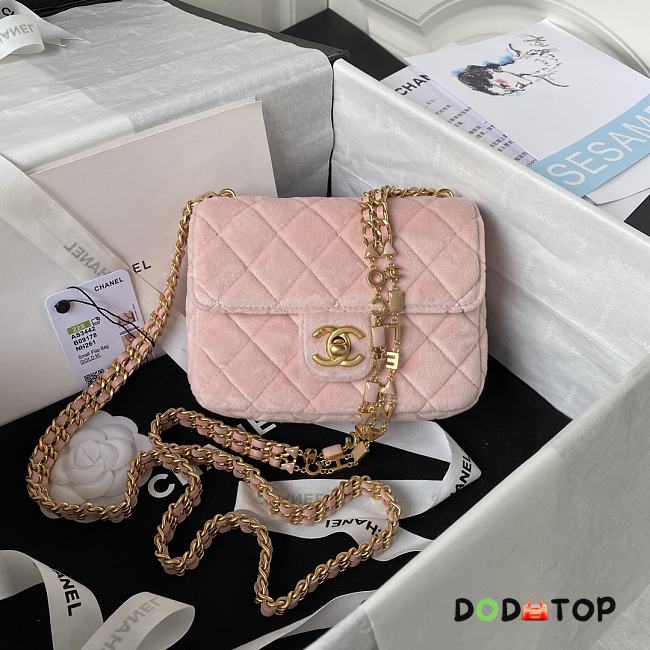 Chanel Velvet Chain Bag Pink Size 16 x 12 x 5 cm - 1
