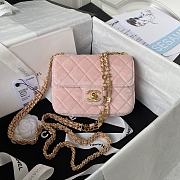 Chanel Velvet Chain Bag Pink Size 16 x 12 x 5 cm - 1