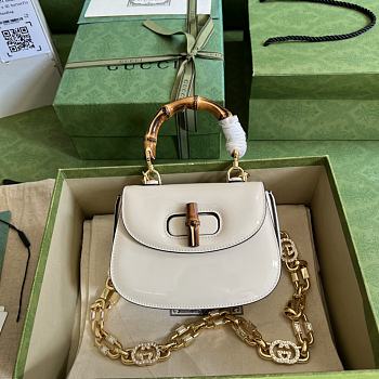 Gucci Bamboo Patent Leather Mini Handbag White Size 17 x 12 x 7.5 cm