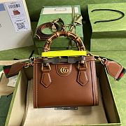 Gucci Diana Mini Tote Bag Brown Smooth Leather Size 20 x 16 x 10 cm - 1