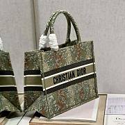 Dior Medium Book Tote Metallic Green Dior Brocart Embroidery Size 36 x 27.5 x 16.5 cm - 6