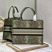 Dior Medium Book Tote Metallic Green Dior Brocart Embroidery Size 36 x 27.5 x 16.5 cm - 3