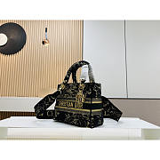 Dior Lady D-Lite Black Bag Size 24 x 20 x 11 cm - 3
