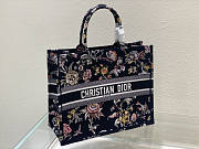 Dior Book Tote Large Size 01 42 x 35 x 18.5 cm - 5