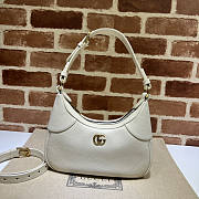 Gucci Aphrodite Small Shoulder Bag White Size 25 x 19 x 7 cm - 1