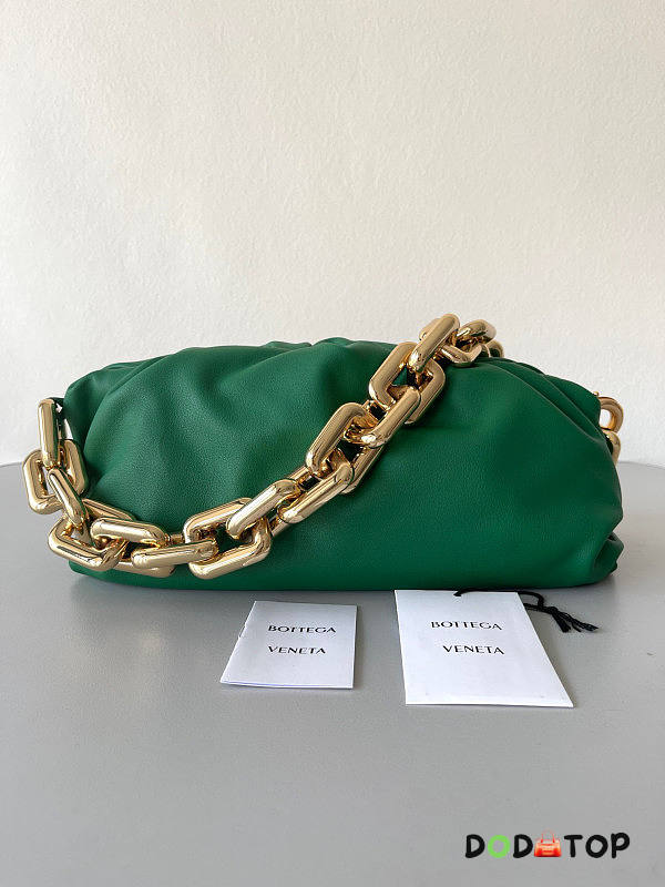 Bottega Veneta The Chain Pouch Green Size 12 x 31 x 16 cm - 1