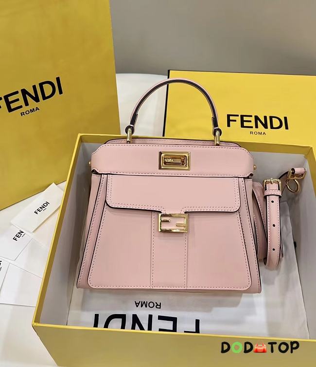Fendi Peekaboo Handbag Pink Size 23 x 11 x 18 cm - 1