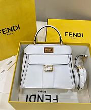 Fendi Peekaboo Handbag White Size 23 x 11 x 18 cm - 1