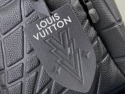 Louis Vuitton LV Discovery Backpack Size 30 x 40 x 20 cm - 2
