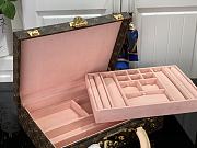 Louis Vuitton LV Boite Bijoux Jewelry Strikes Pink Size 34 x 25 x 10 cm - 6