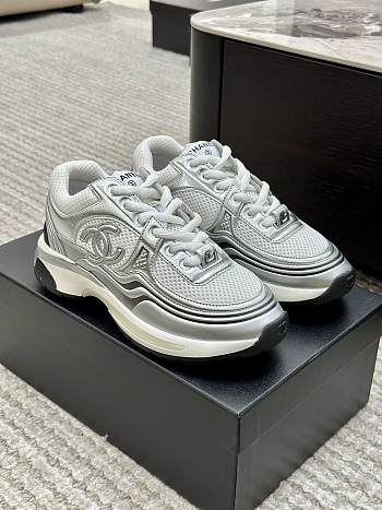 Chanel Sneakers 13