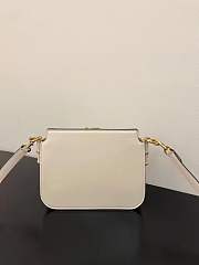Fendi Touch Leather Bag White Size 26.5 x 19 x 10 cm - 6