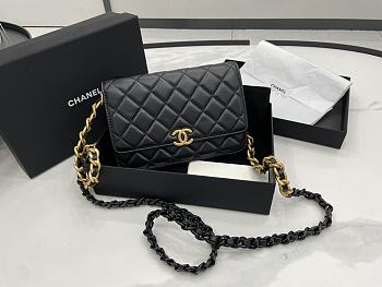 Chanel Chain Woc Black Size 19 x 13 x 3.5 cm