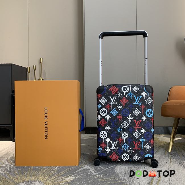 Louis Vuitton LV Horizon Luggage Bag Size 32 x 58 x 19 cm - 1