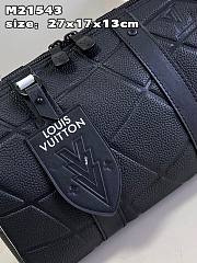 Louis Vuitton LV City Keepall M21543 Size 27 x 17 x 13 cm - 6