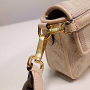 Fendi Baguette Shoulder Strap Bag Size 19 x 4.5 x 12 cm - 6