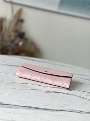 Louis Vuitton LV Iris Wallet Pink Size 19 x 12 cm - 4