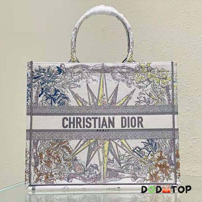 Dior Large Dior Book Tote White Multicolor Rêve D’Infini Embroidery Size 42 x 35 x 18.5 cm - 1