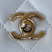 Chanel WOC White Size 19 x 12 x 3.5 cm - 2