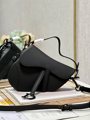 Dior Saddle Bag With Strap Black Hardware Size 25.5 x 20 x 6.5 cm