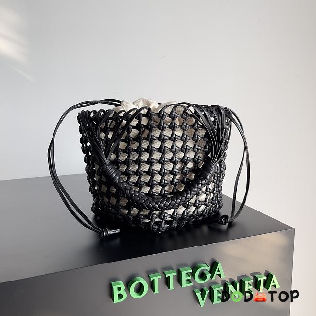Bottega Veneta Cavallino Medium Handbag Black Size 20 x 21 x 23 cm - 1