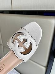 Gucci Women's Interlocking G Cut-Out Slide Sandal White - 5