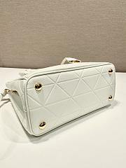 Prada Killer Bag 1BA896 White Size 24.5 x 16.5 x 11 cm - 5
