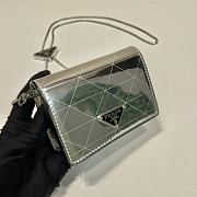 Prada Card Holder With Shoulder Strap In Metallic Leather Size 11.5 x 8 cm - 6