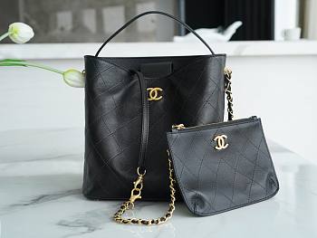 Chanel 22 Bucket Bag Size 30 x 20 x 12 cm