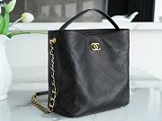 Chanel 22 Bucket Bag Size 30 x 20 x 12 cm - 3