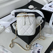 Chanel Small Vanity With Classic Chain White Size 9 x 17 x 8 cm - 6