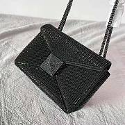 Valentino One Stud Embroidered Bag with Chain Black Size 19 x 14 x 11 cm - 3