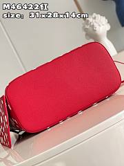 Louis Vuitton LV Neverfull Medium Handbag M46422 Red Size 31 x 28 x 14 cm - 5