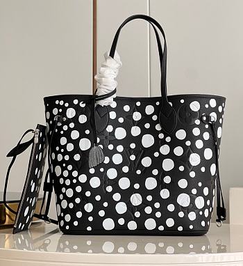 Louis Vuitton LV Neverfull Medium Handbag M46390 Size 31 x 28 x 14 