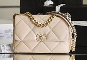 Chanel 19 Medium Handbag Apricot Size 20 x 30 x 10 cm - 1